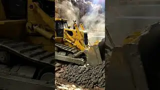 Miniature Bulldozer Masterpiece! 🚧 Realistic RC Construction Action
