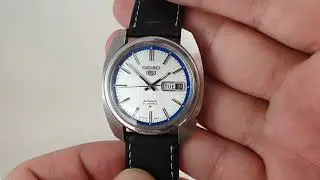 1973 Seiko 5 Automatic men's vintage watch with linen dial.  Model reference 6119-8470