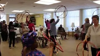 Awesome Arts en folie - Lowertown 2018 - Hoop Dancing with Rhonda Doxtator