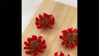 The Complex Art of Chinese Porcelain Flowers  #gift #flowers #ceramic #handmade #craft #art #home