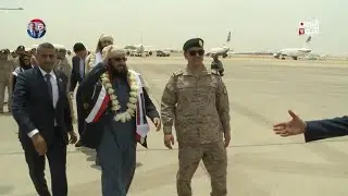#شاهد نائب رئيس المجلس الرئاسي يستقبل شقيقه محمد ونجله عفاش