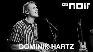 Dominik Hartz &ndash; 3 buchstaben (live im TV Noir Hauptquartier)