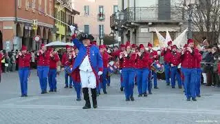 Uscita dalla piazza Sfilata Saronno 2026 