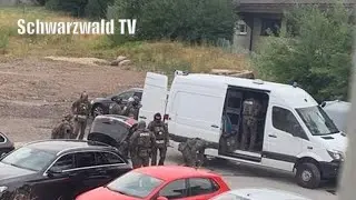 🚨🚑🚓 SEK-Einsatz wegen Mann mit Messer in Bonndorf im Schwarzwald [02.08.2020]