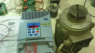 liga/desliga automatico no mach3 com controladora chinesa de 5 eixos