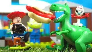Lego Toy Story 4 Jessie Rex Forky Alien RV Vacation