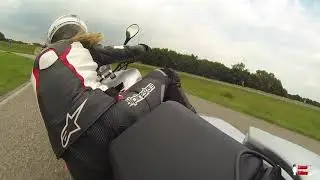 BIKERGIRL KNEEDOWN | SV650N |