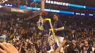 VILLANOVA PHIL BOOTH MIKAL BRIDGES JALEN BRUNSON cut down nets