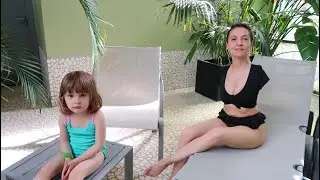 A la piscine //Weekend à la mer