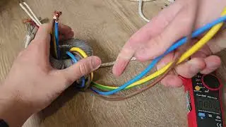 I added a few turns with thick wire on a 150VA toroidal transformer to see how much amps I can get.