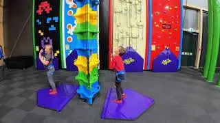 Climbing that High Tower JumpYard Karlstad | Kl&auml;ttrar p&aring; kl&auml;ttertornet |Wall Climb| Kl&auml;ttring 😃💪💪