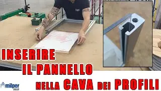 Come inserire il pannello nella cava dei profili strutturali