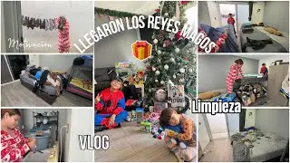 ABRIENDO REGALOS DE REYES MAGOS 2026 🎁 VLOG + LIMPIEZA 🧹/ MOTIVACIÓN ✨ Ammy Alvarado 
