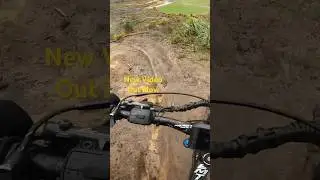 Rutted & Wet #emtb #tech #mtbtrails #redwoods #rotorua #shorts