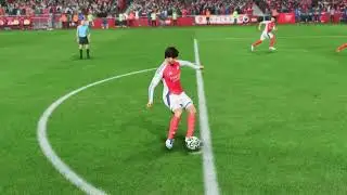 EA SPORTS FC 25 KaK&aacute; score from a freekick. Arsenal vs Liverpool
