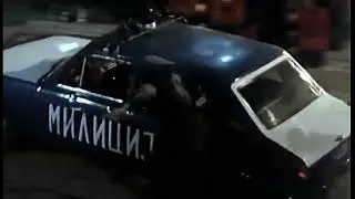 SIVI DOM, CRNI OTIMA MILICIJSKI AUTO. NAJBOLJA AKCIONA SCENA YU KINEMATOGRAFIJE