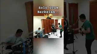 Ini baru drummer cadas.. 🤟 #kangenband #terbangbersamaku