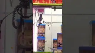 💥Exclusive Labubu 拉布布 Toy Claw Machine #toys #labubu #popmart #clawmachine #vlog #shorts #vlogs
