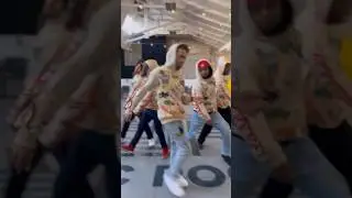 The TurfFeinz Turfing In Our Hyphy Hoodies 🤟🏽☹️🤟🏽🔥‼️🌉 #dancing #turfing #bayarea