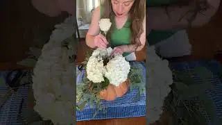 Stunning Autumn Arrangement! 🍂 (easy floral design)
