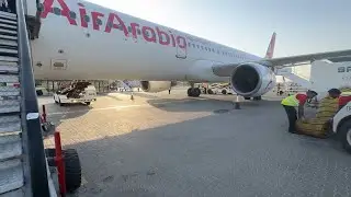 Traveling from Sharjah to Dammam by Air Arabia | Flight landing and takeoff video