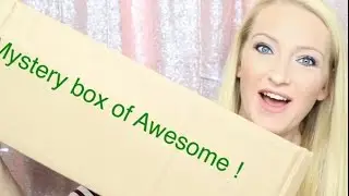 Monthly Box of Awesome || That Daily Deal || What's in the Box