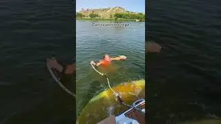 #funny #wakeboat #wakeboardlife #surfergirl #boat #boatlifestyle #boatlife #lake #lakegirl #surfing