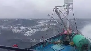 Fishing Boat Battles Giant Waves in Arabian Sea | Cyclone Motha Fishermen vs Cyclone Motha Sea Waves