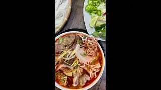 Bun Bo Hue | Vietnamese Lemongrass Beef Noodle Soup