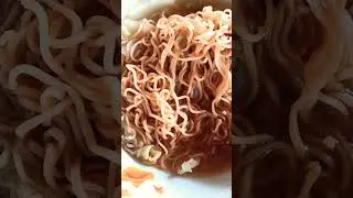 Best of Lao food #food #lao #laofood  #instantnoodles #papayasalad #shorts