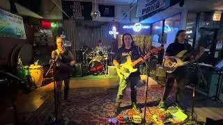 Odd Man Out at the Legendary Wooden Nickel 01/02/26