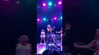 INIKO - GOD BODY🦹🏾&zwj;♂️ - THE AWAKENING TOUR (LIVE)