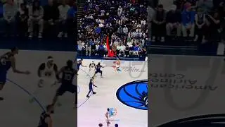Steph Curry's Logo Shot 😱