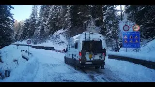 Bormio - Passo Gavia chiuso tanta neve, in campervan 4x4