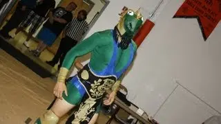 Wrestling is Intense: Estonian Thunderfrog