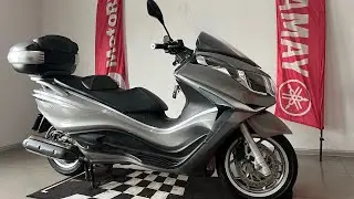 Limuzyna wśr&oacute;d MaxiSkuter&oacute;w - Piaggio X10 500 ABS ASR 2013 MotoRW