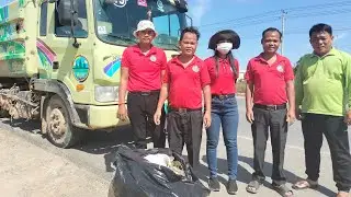 Together, we clean up and reduce plastic usage along the national road.#LESA