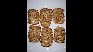 treccine miele e noci di pasta sfoglia facilissime ( braids honey and puff pastry nuts very easy )
