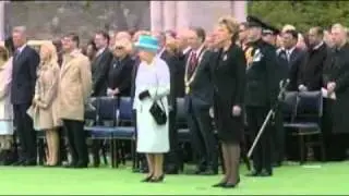 Queen pays tribute to Bloody Sunday victims