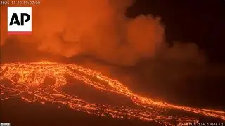 Fire, smoke and lava pours from Kilauea volcano in Hawaii