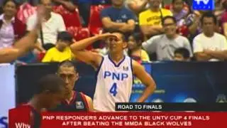 Команда PNP Responders вышла в финал 4-го Кубка UNTV, обыграв команду MMDA Blackwolves.