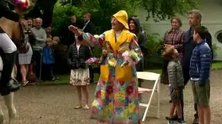 Queen Margrethe receives flowers in Gråsten