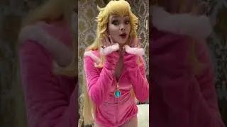 dont judge i tried being cute #princesspeach #mario #cosplay