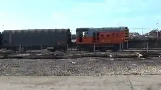 Boston Yard 47727 and 08507 with steel train