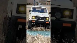 Super satisfying RC Crawler! 🪨 🛻 ($70 Suzuki Jimny)