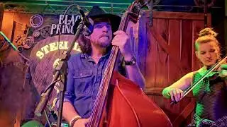 LAST NIGHT _ (Live @ Steel Bar, S&atilde;o Paulo) _ by Folking Heads