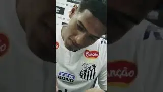 Souza o lateral do santos agora faz parte da equipe do Tottenham de Richarlyson