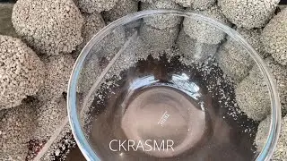 Concrete smashing dry (dust play)&hellip;water paste play and mixing 💦&hellip;.loud*
