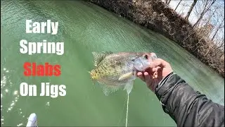 Early Spring Crappie Fishing | Catching Slabs on Jigs