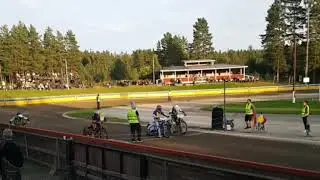Speedway match p&aring; Tallhult mellan Valsarna och Griparna